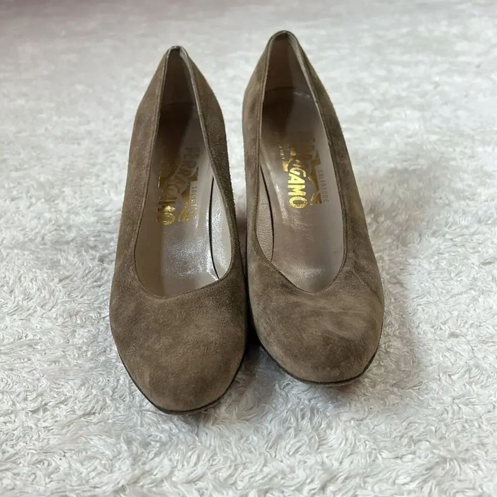 Salvatore Ferragamo Brown Suede‎ Leather Pumps Heels Italy, 6.5 AA Narrow